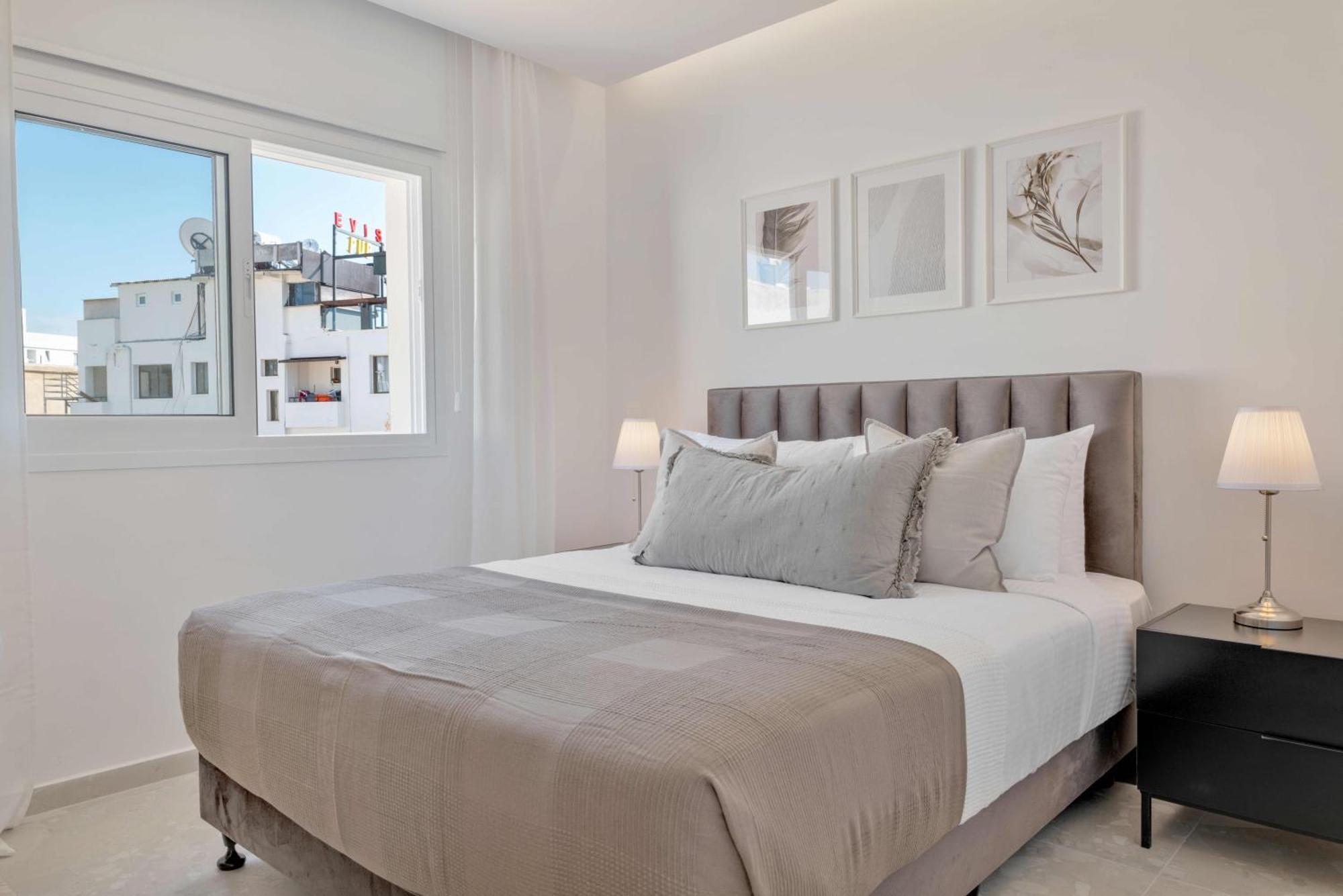 Phaedrus Living: Seaview Luxury Flat Limnaria 150 Lejlighed Paphos Eksteriør billede